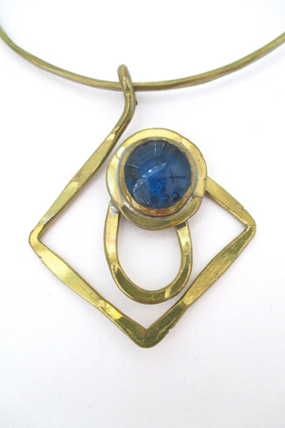 detail Rafael Alfandary Canada vintage brutalist brass and water blue glass choker necklace