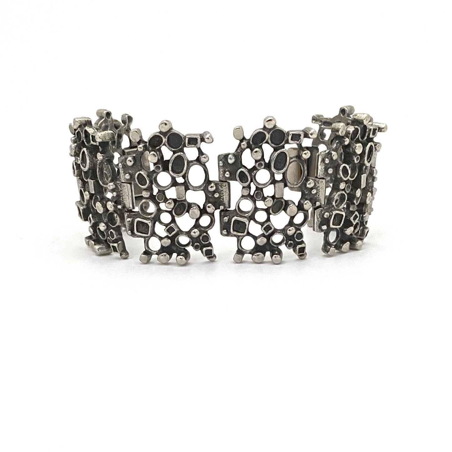 detail Robert Larin Canada vintage brutalist pewter extra wide lacy openwork panel link bracelet