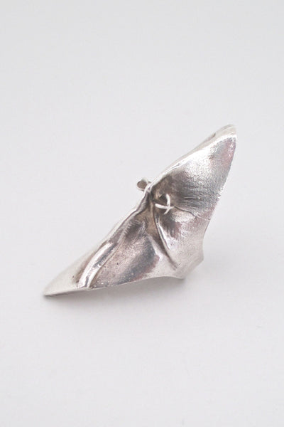 profile Bjorn Weckstrom fo Lapponia Finland vintage silver Mask of Gonda ring