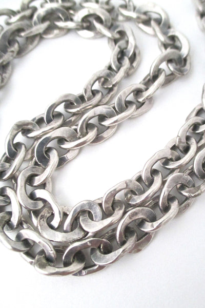 detail vintage hammered sterling silver brutalist chain necklace