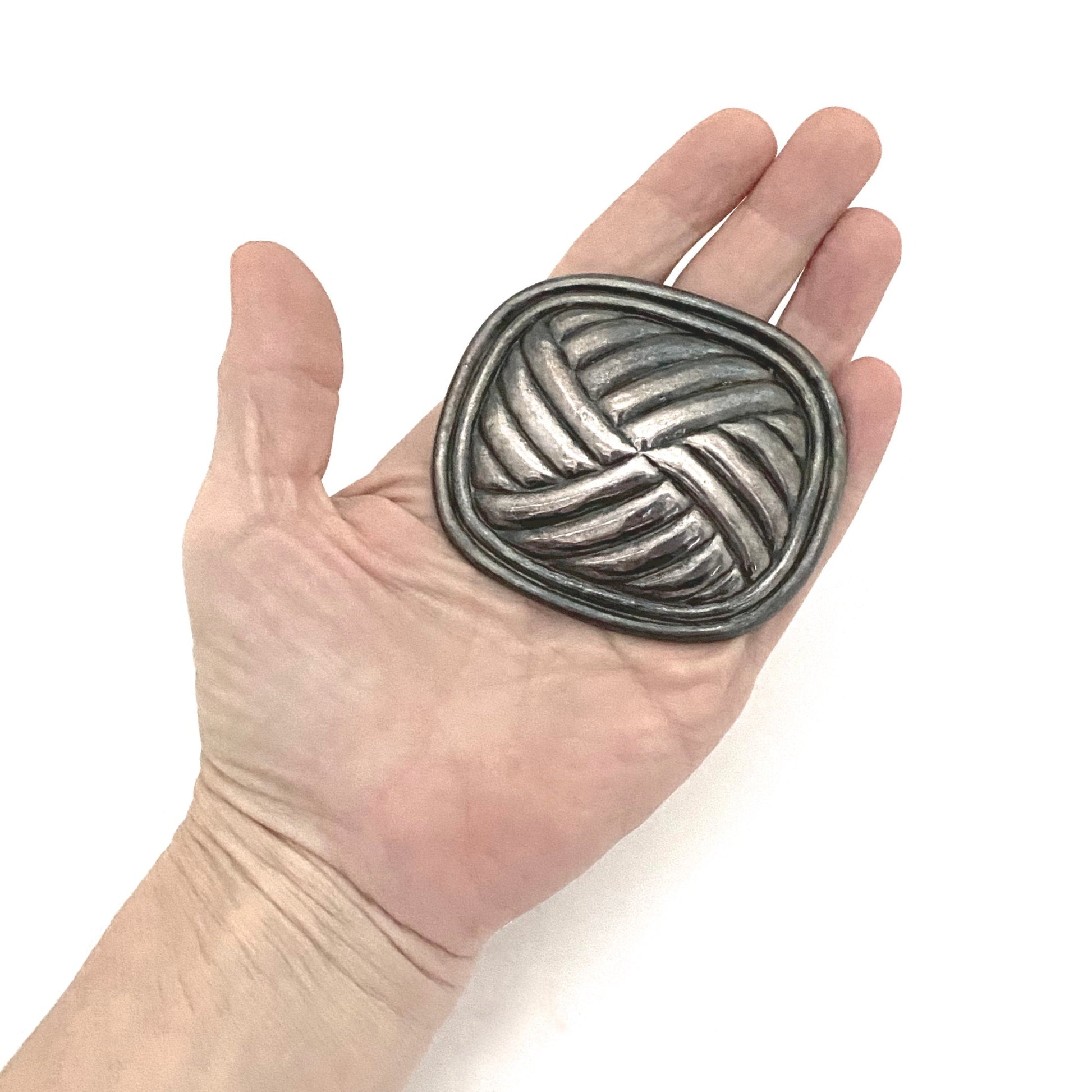 scale William Spratling Taxco Mexico vintage silver large Petate brooch Modernist jewelry design
