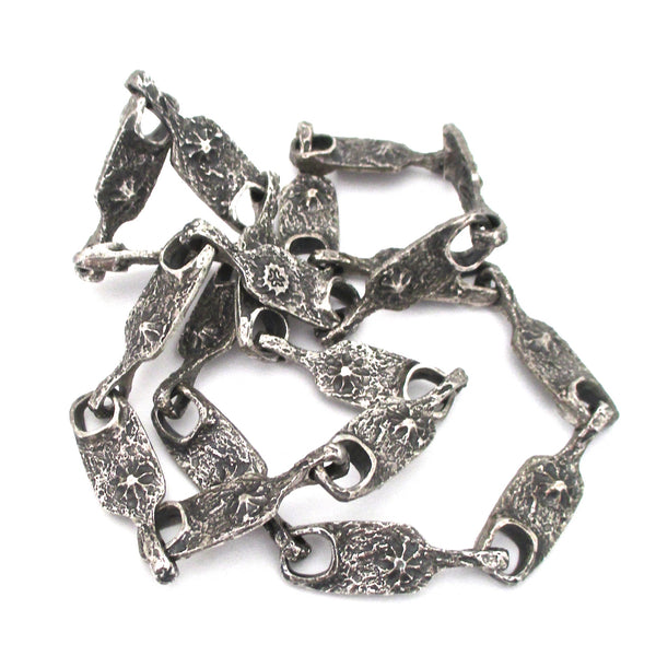 detail Guy Vidal Canada vintage brutalist pewter long link chain necklace Canadian design jewelry