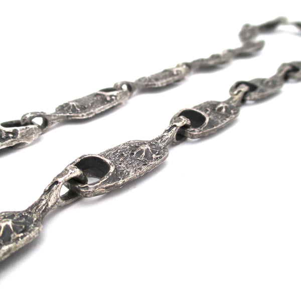 profile Guy Vidal Canada vintage brutalist pewter long link chain necklace Canadian design jewelry
