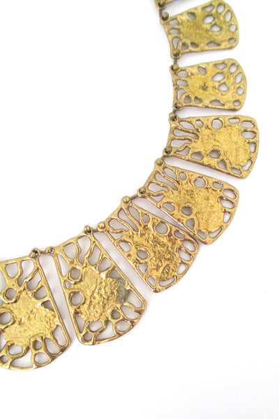 detail Anne Dick USA vintage bronze large pierced bronze large link necklace