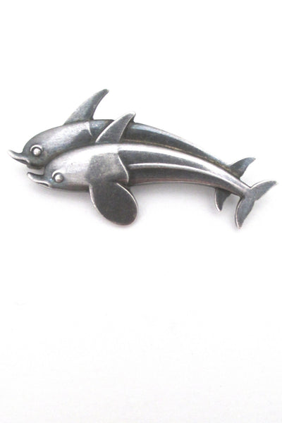 detail Georg Jensen Denmark vintage classic dolphins brooch # 317 by Arno Malinowski