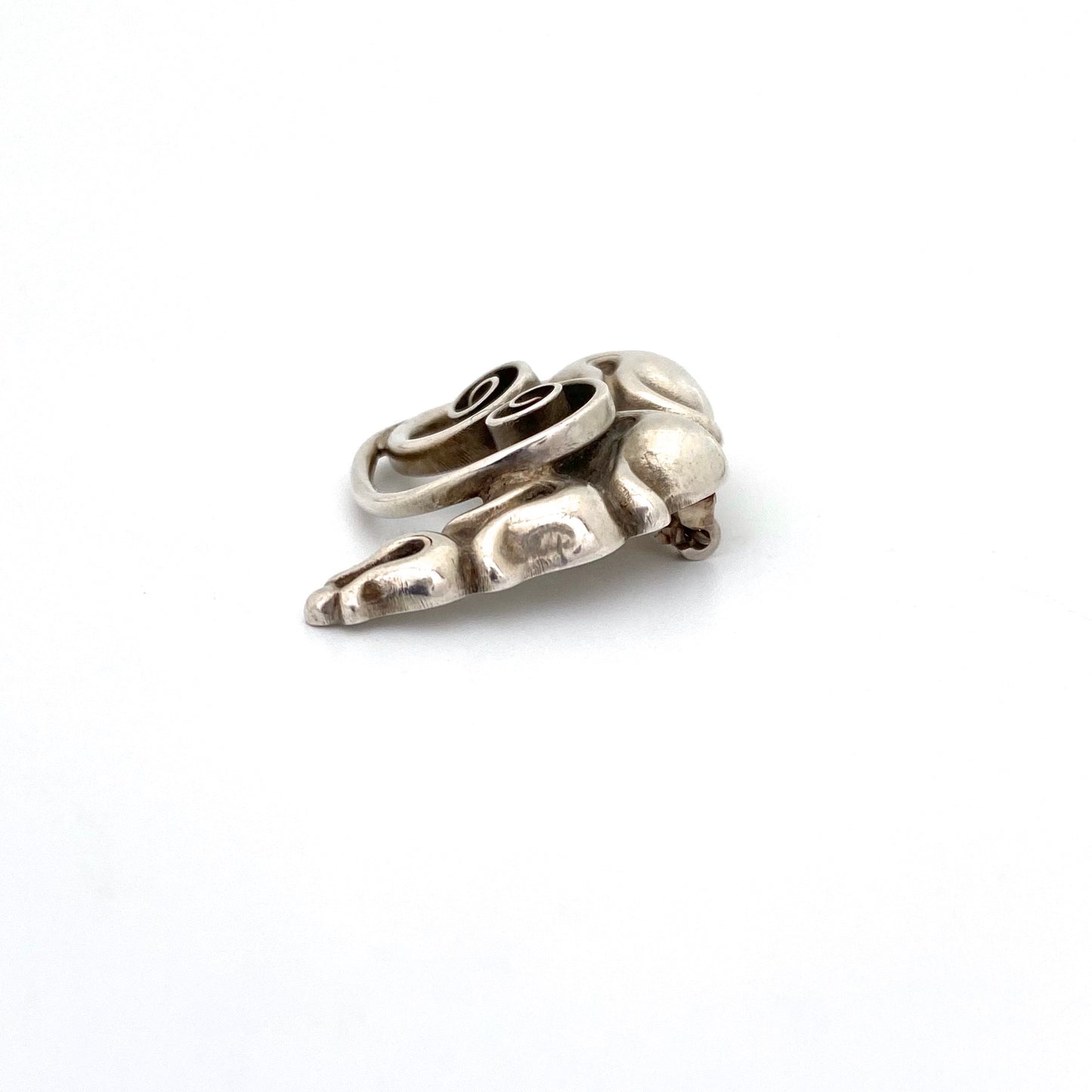 profile Carl Poul Petersen Canada vintage silver styled floral brooch 