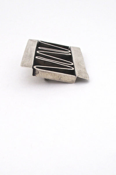 profile Betty Cooke USA American Modernist large silver shadowbox brooch