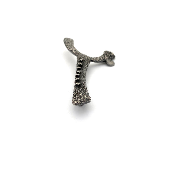 detail Guy Vidal Canada vintage brutalist pewter long brooch rare Modernist jewelry design