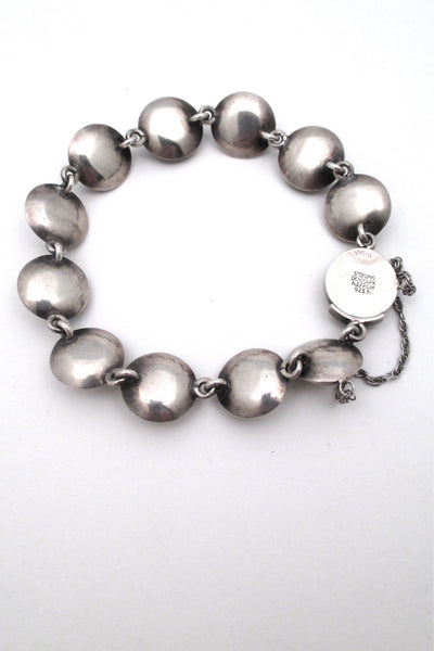 N E From 'silver cabochons' link bracelet