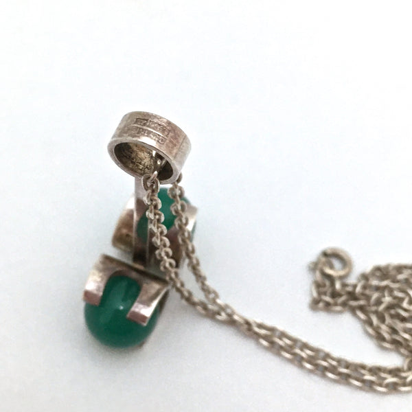 Elis Kauppi 'twin spheres' chrysoprase pendant necklace