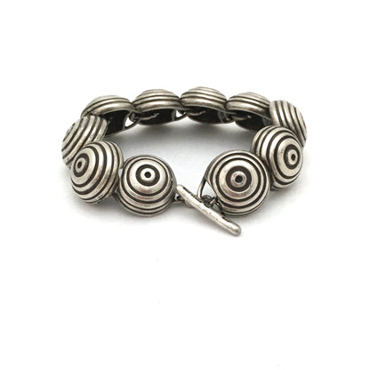 detail Lisa Jenks USA vintage postmodern heavy silver Target link bracelet