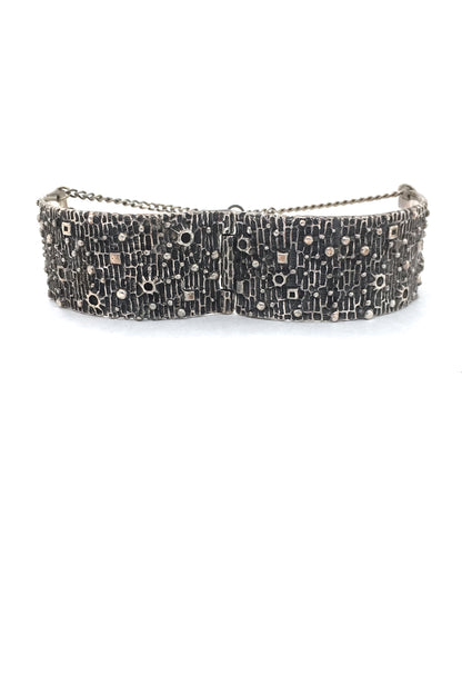 detail Robert Larin Canada vintage brutalist pewter hinged bracelet mid century design