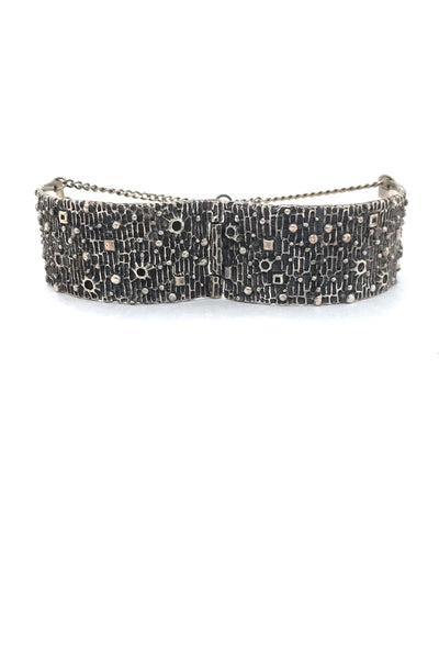 detail Robert Larin Canada vintage brutalist pewter hinged bracelet mid century design