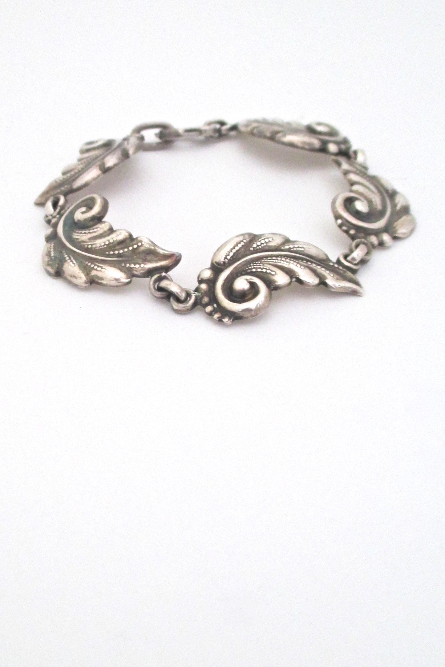 detail Carl Poul Petersen Canada vintage silver leaf link bracelet Scandinavian Modern design Georg Jensen apprenticeship