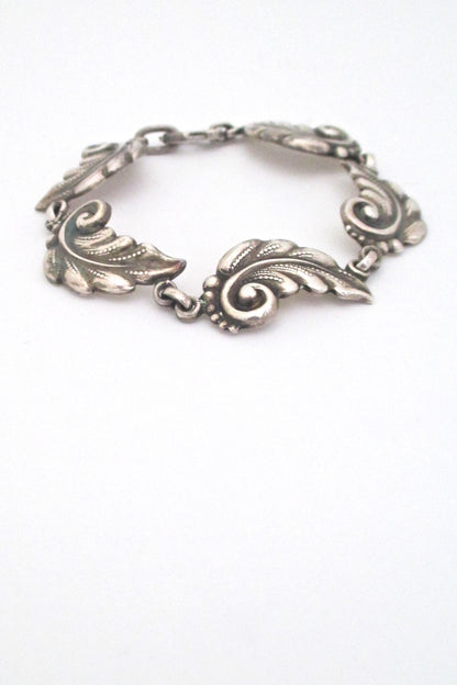 detail Carl Poul Petersen Canada vintage silver leaf link bracelet Scandinavian Modern design Georg Jensen apprenticeship