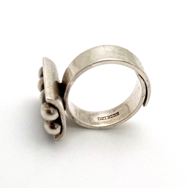 Elis Kauppi 8 silver spheres ring