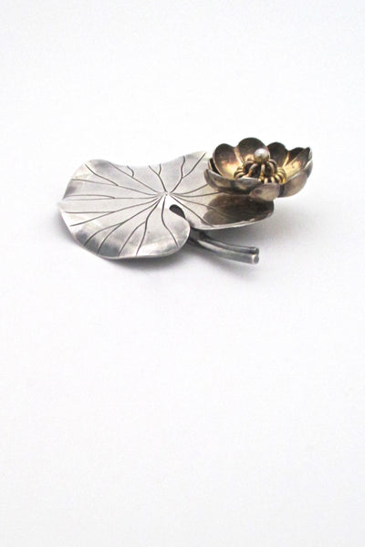 detail Anton Michelsen Denmark vintage dimensional silver large lily pad brooch