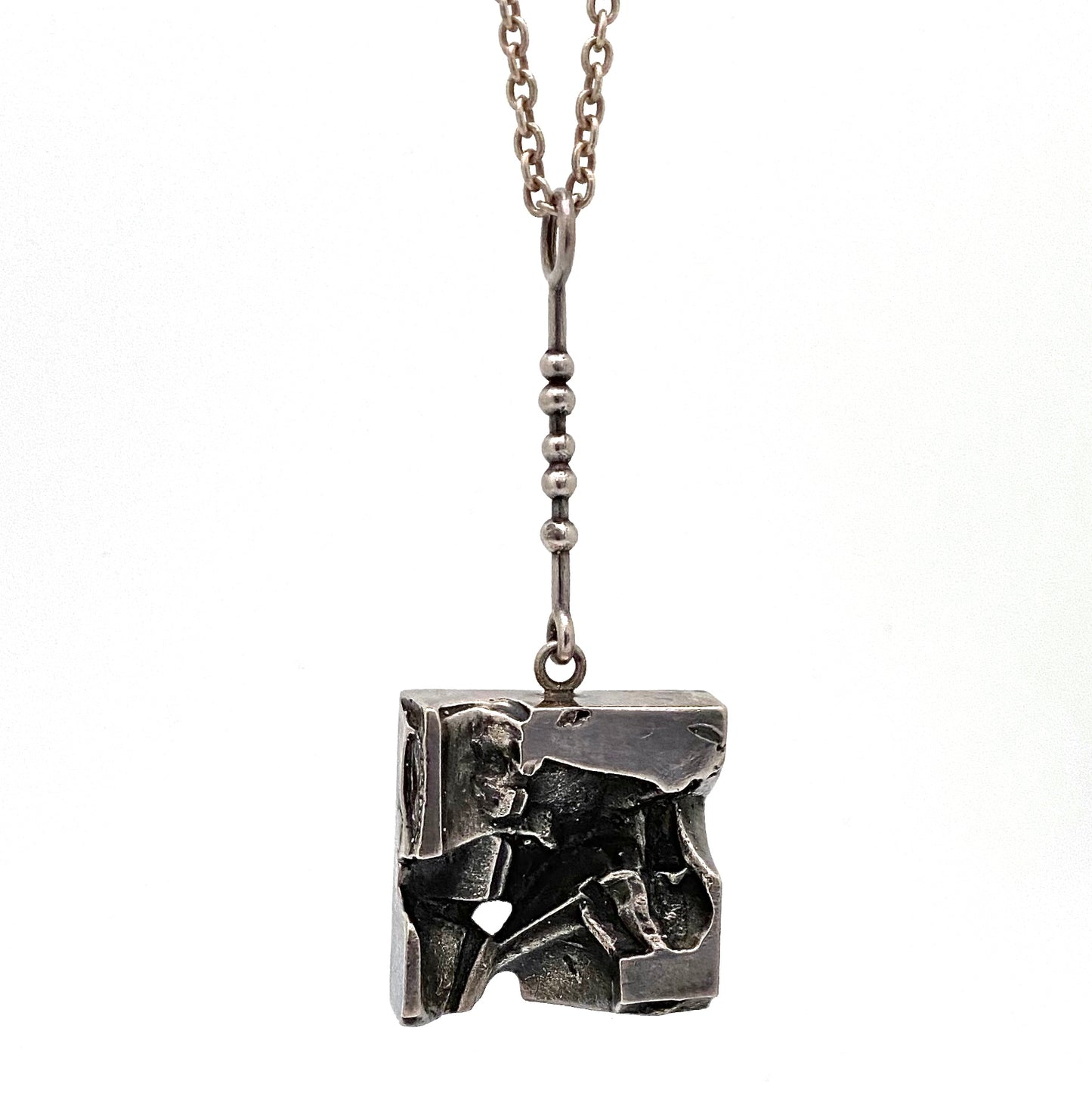 detail Jorma Laine Kultateollisuus Ky Finland vintage large sculptural pendant necklace Scandinavian Modernist jewelry design