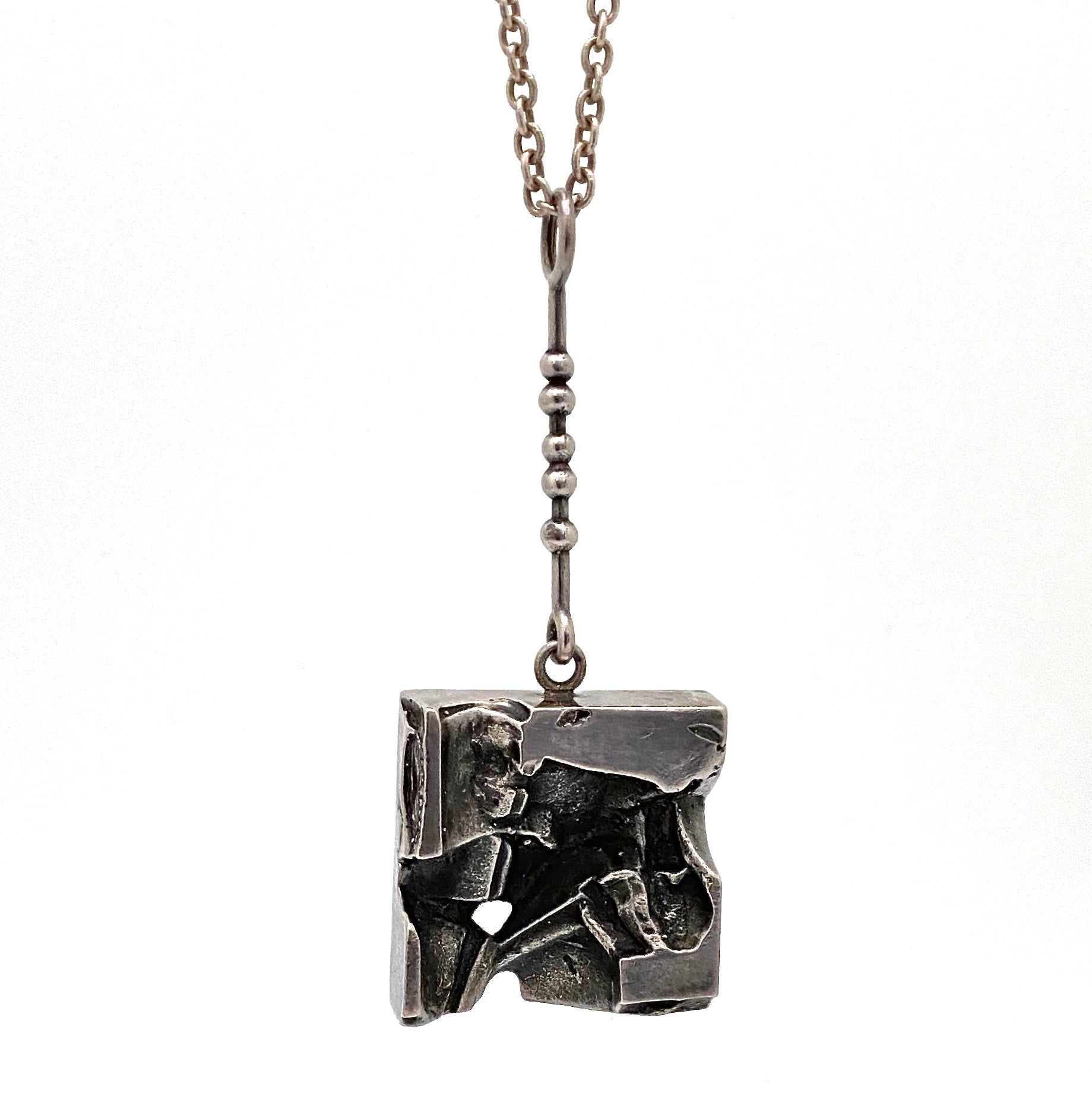 detail Jorma Laine Kultateollisuus Ky Finland vintage large sculptural pendant necklace Scandinavian Modernist jewelry design