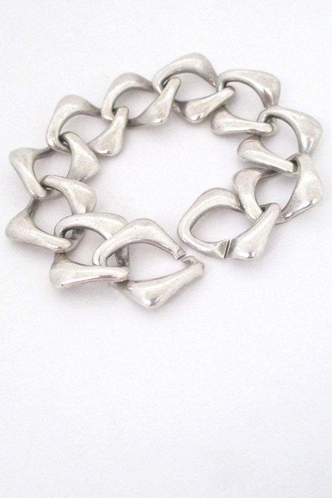 closure Yves St Laurent YSL vintage sterling silver heavy chain link bracelet