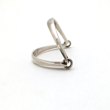 detail Hans Hansen Denmark vintage silver hinged bangle bracelet 218 Bent Gabrielsen Pedersen Scandinavian Modern design jewelry