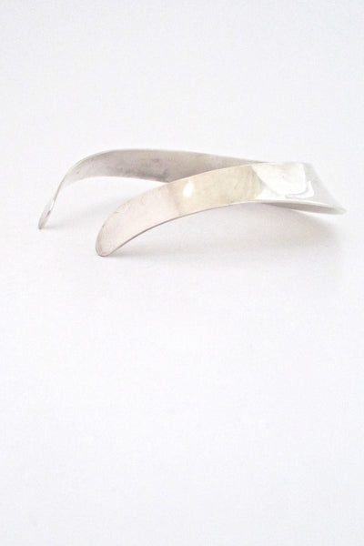 detail Ove Wendt for Andreas Mikkelsen Denmark vintage silver Scandinavian Modern wide collier neck ring