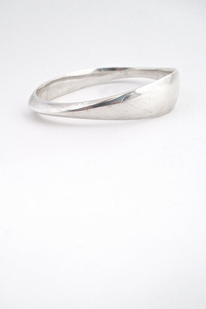 profile David Andersen Norway vintage Scandinavian Modern heavy silver bangle bracelet