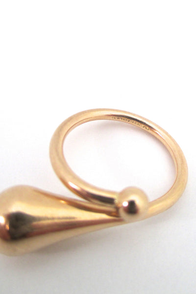 Elis Kauppi modernist ring in 14k gold