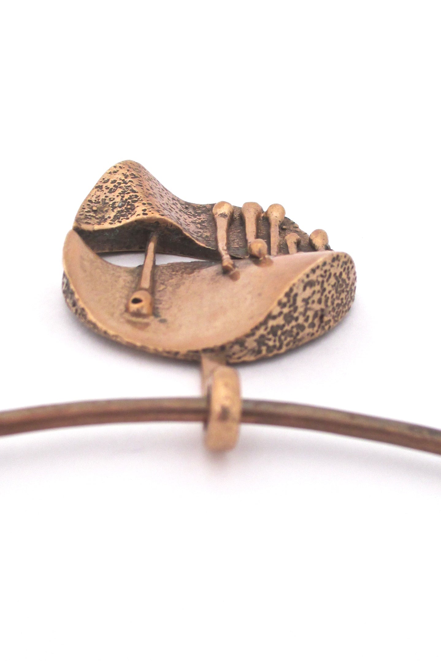 detail Jane Wiberg for Jane and Finn Denmark vintage brutalist bronze large sculptural pendant necklace 357