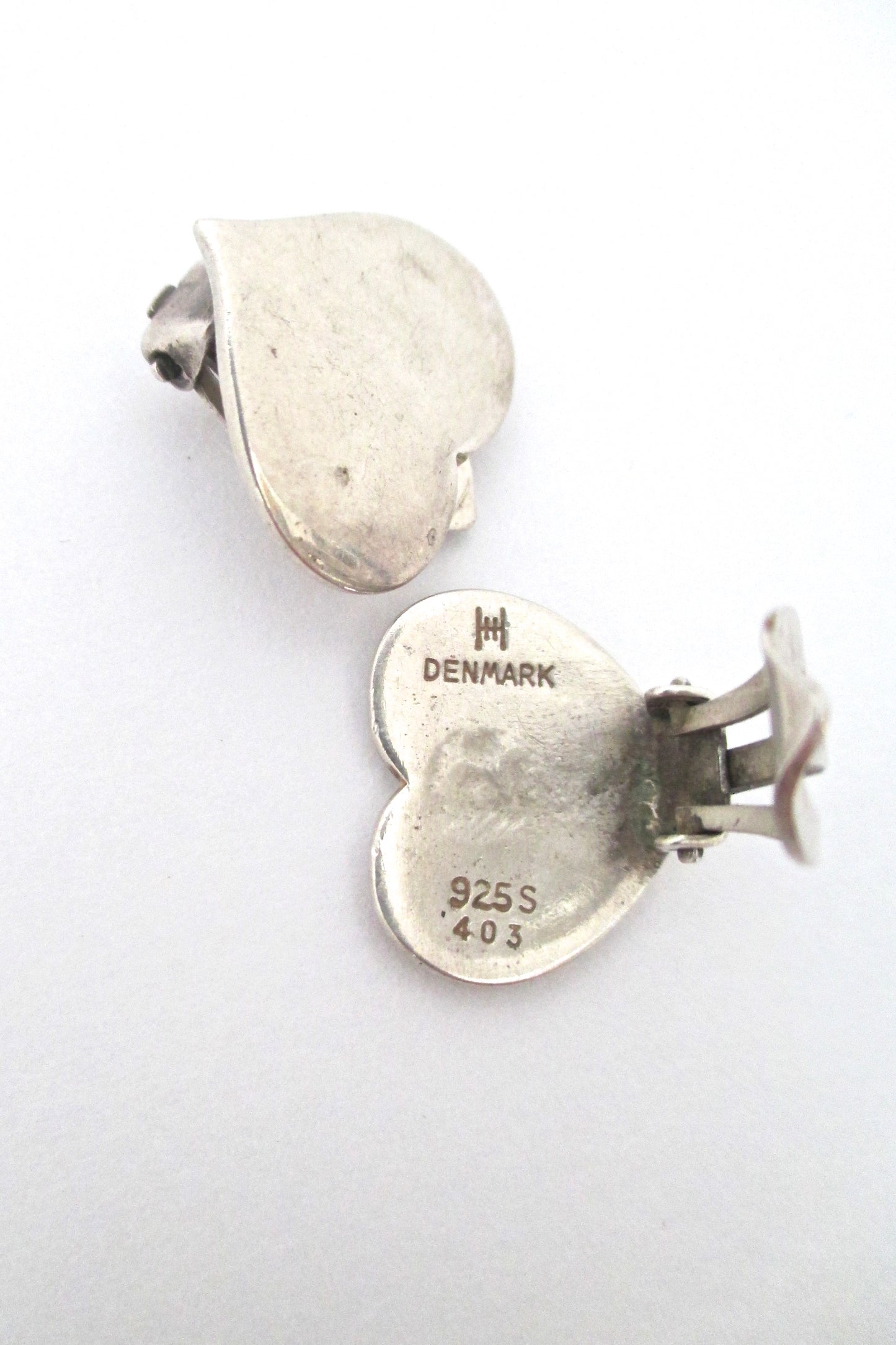Hans Hansen silver heart ear clips #403