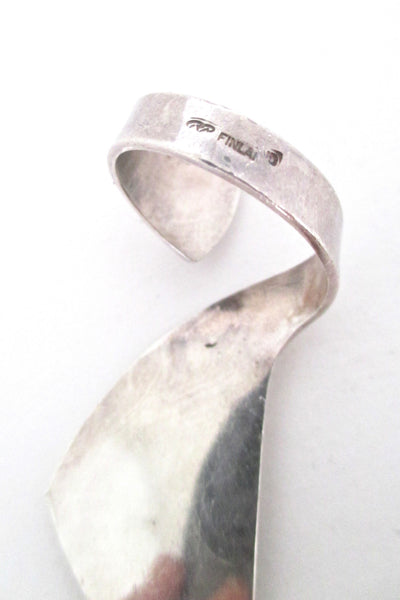 Pekka Piekainen large ring / hand sculpture