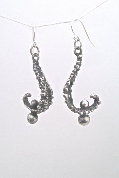 Guy Vidal curvy drop earrings