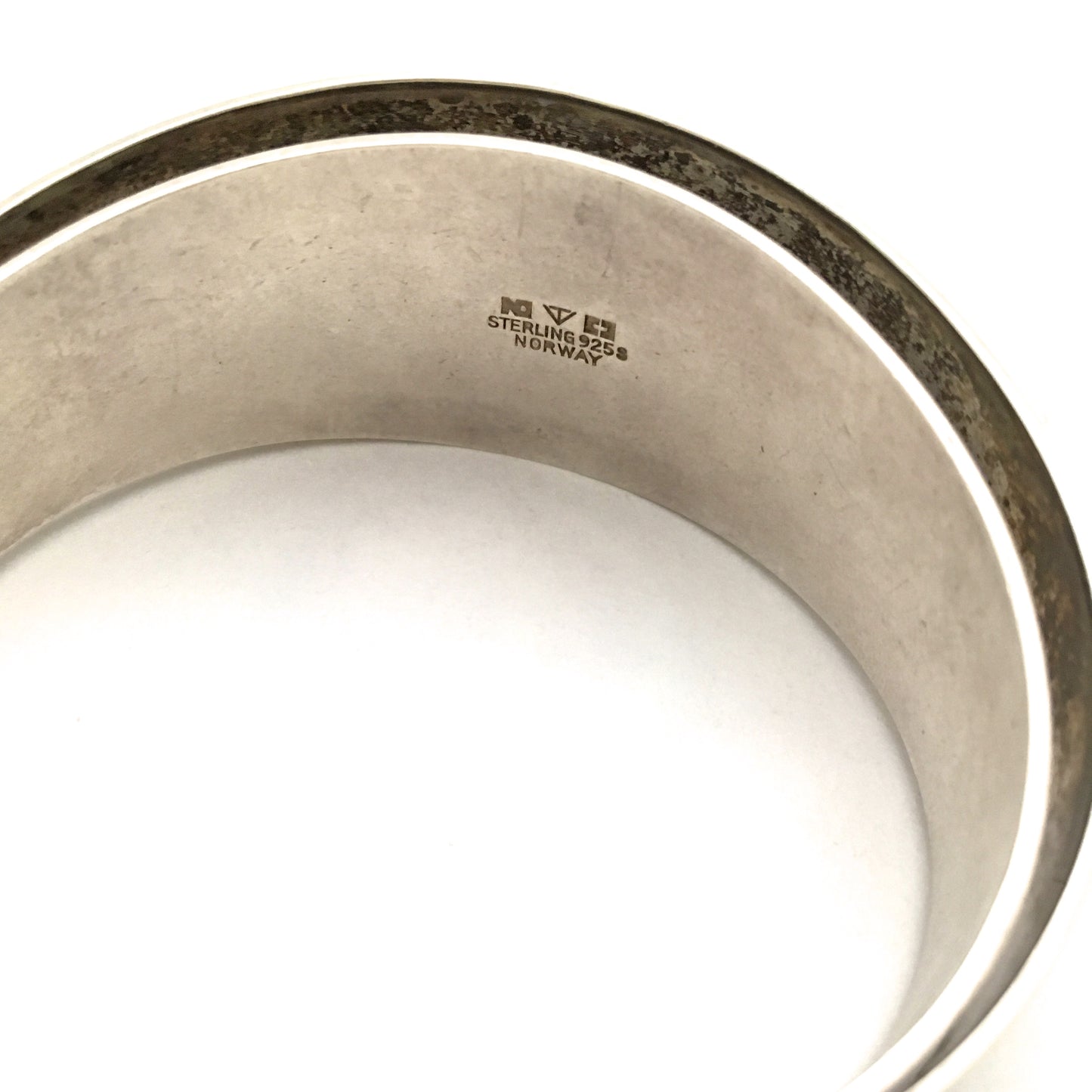 Plus Studios / Norway Design wide double cuff bracelet ~ Tone Vigeland