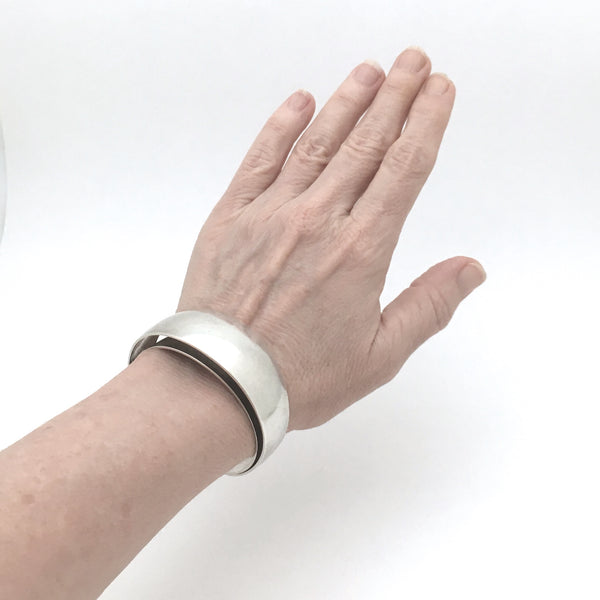 Plus Studios / Norway Design wide double cuff bracelet ~ Tone Vigeland