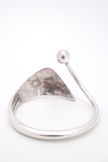 detail Bent Knudsen heavy silver Scandinavian Modern bangle bracelet hand wrought