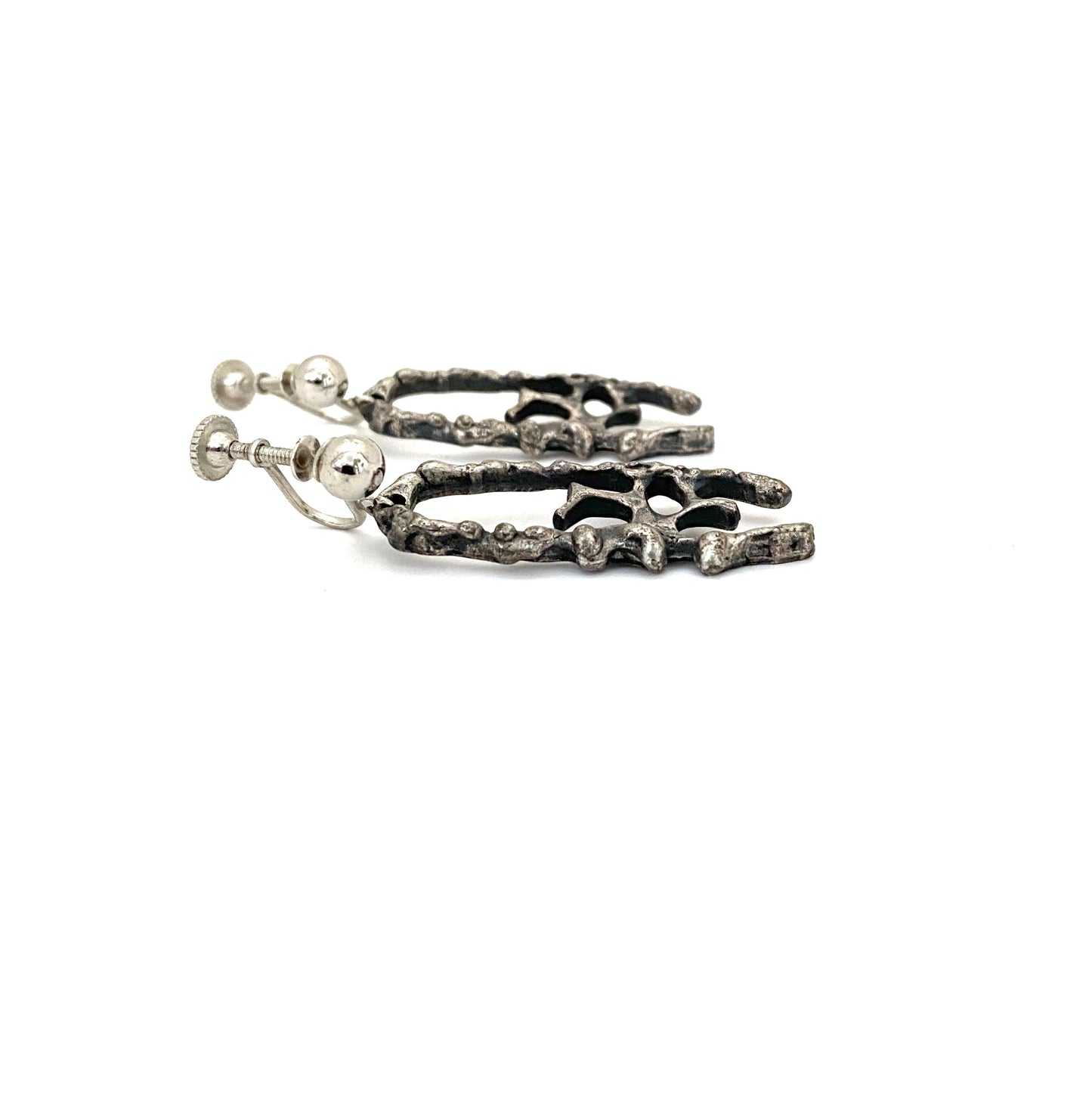 profile Guy Vidal Canada vintage brutalist pewter openwork drop earrings Canadian design jewelry