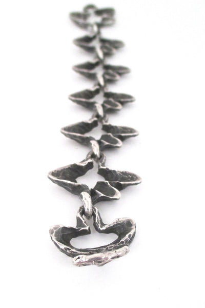 detail Vintage sterling silver brutalist splash bracelet 