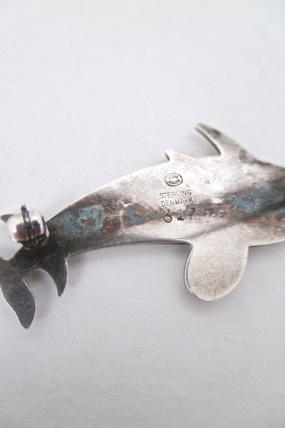Georg Jensen Malinowski 'dolphins' brooch # 317