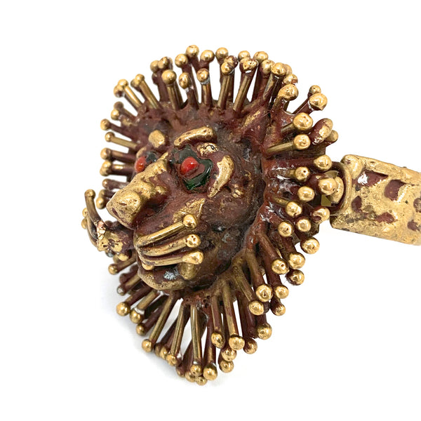 detail Pal Kepenyes Mexico large vintage brutalist brass lion bracelet Modernist jewelry design