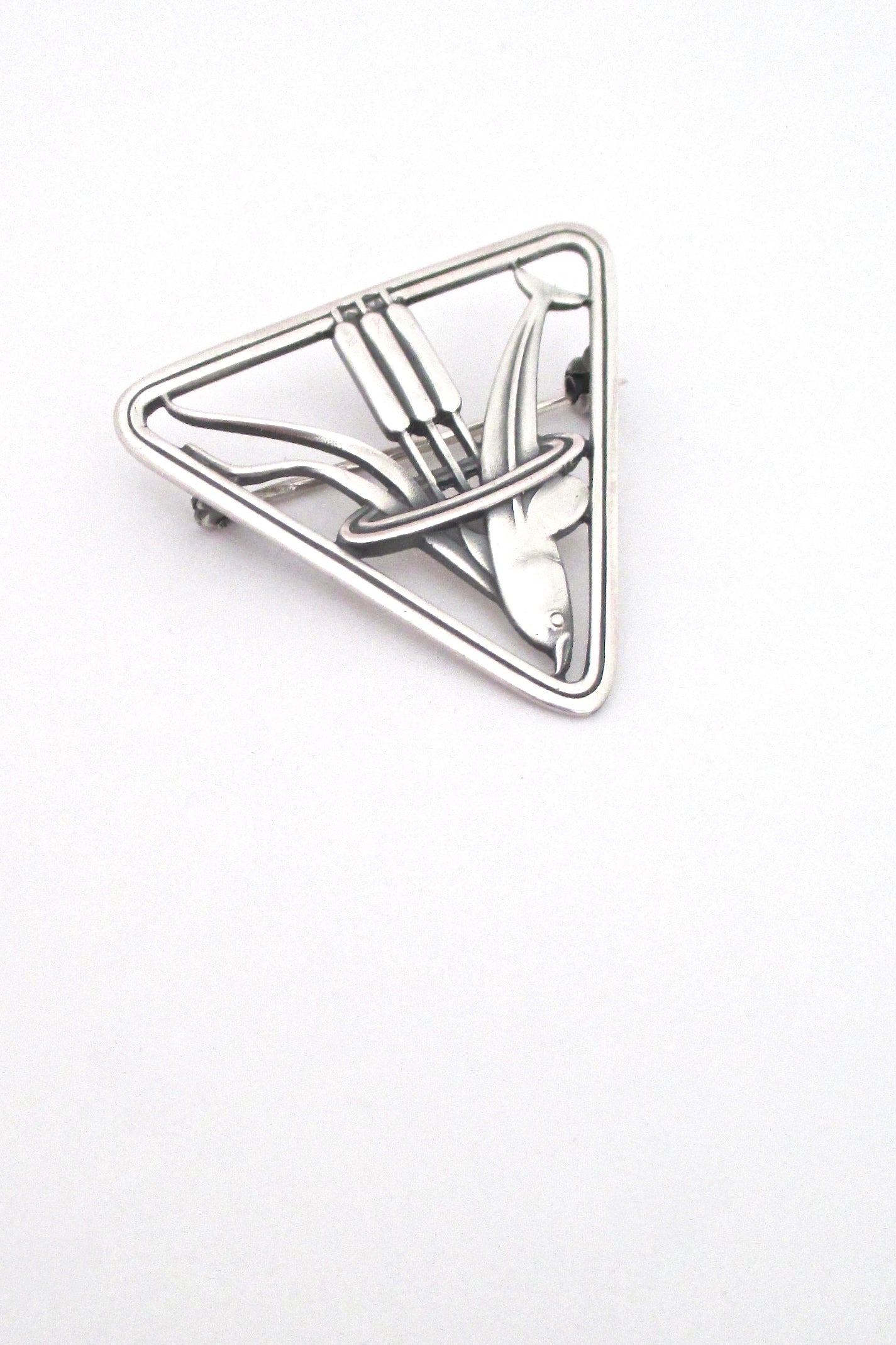 detail Georg Jensen Denmark vintage silver diving dolphin brooch 257 by Arno Malinowski 