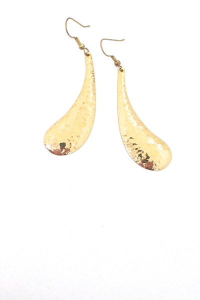 detail Rafael Canada long gold tone hammered drop earrings vintage Canadian jewelry