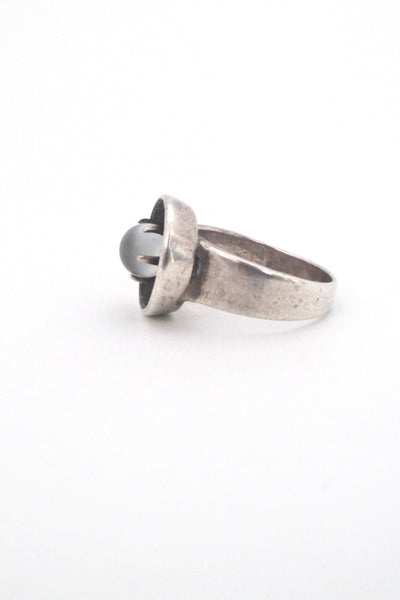 profile Henry Steig American Modernist mid century vintage silver moonstone ring