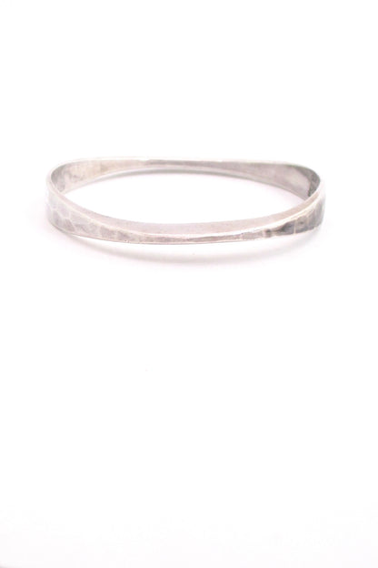 profile Tone Vigeland Plus Studios Norway heavy hammered silver bangle bracelet Scandinavian Modernist design vintage jewelry