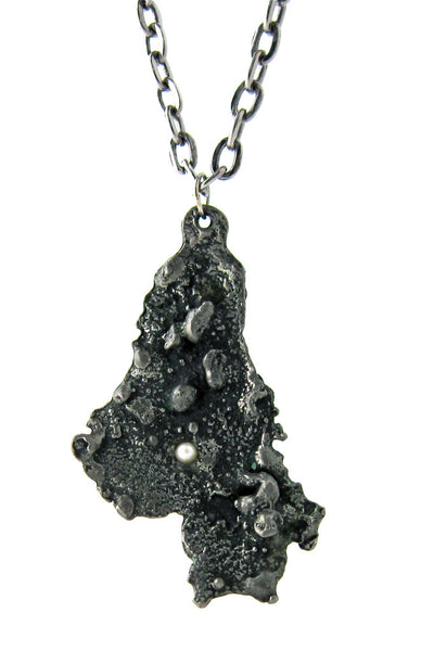 Robert Larin Canada pewter & freshwater pearl pendant