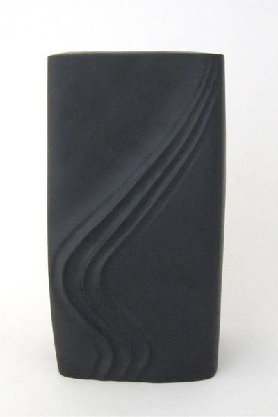 Rosenthal large porcelaine noire vase by Martin Freyer