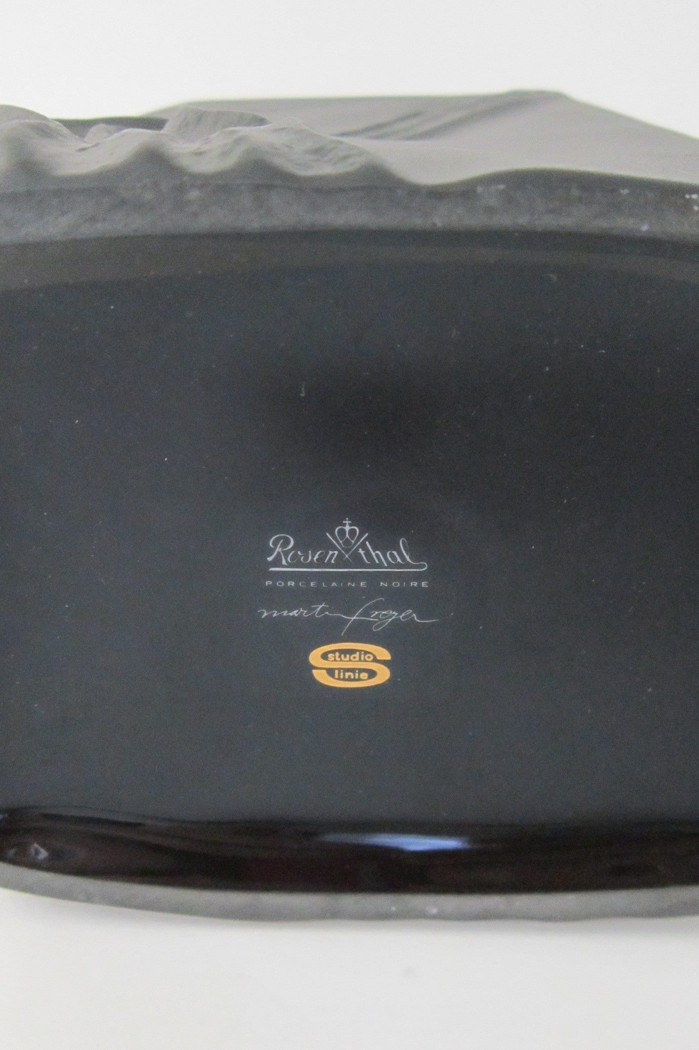 Rosenthal porcelaine noire large Freyer vase