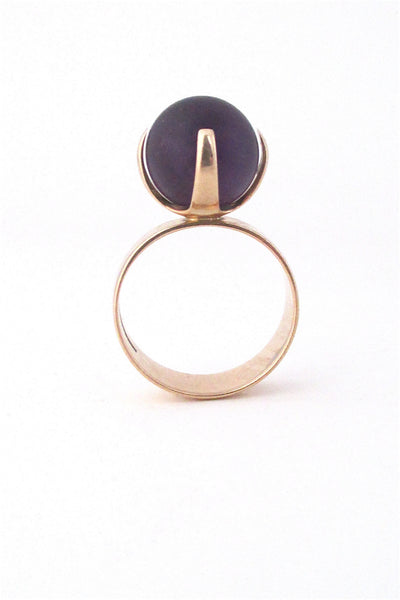 Elis Kauppi for Kupittaan Kulta vintage Scandinavian Modernist 14k gold amethyst ring