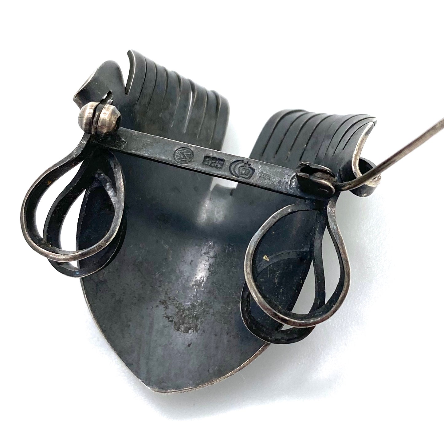 Modernist silver dimensional face mask brooch ~ Germany