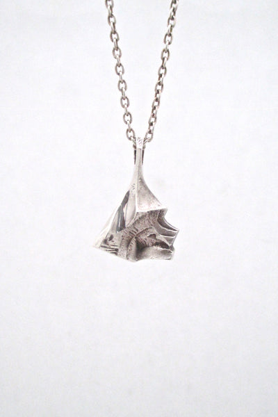 detail Matti Hyvarinen Finland vintage textural silver pendant necklace Scandinavian Modern jewelry design