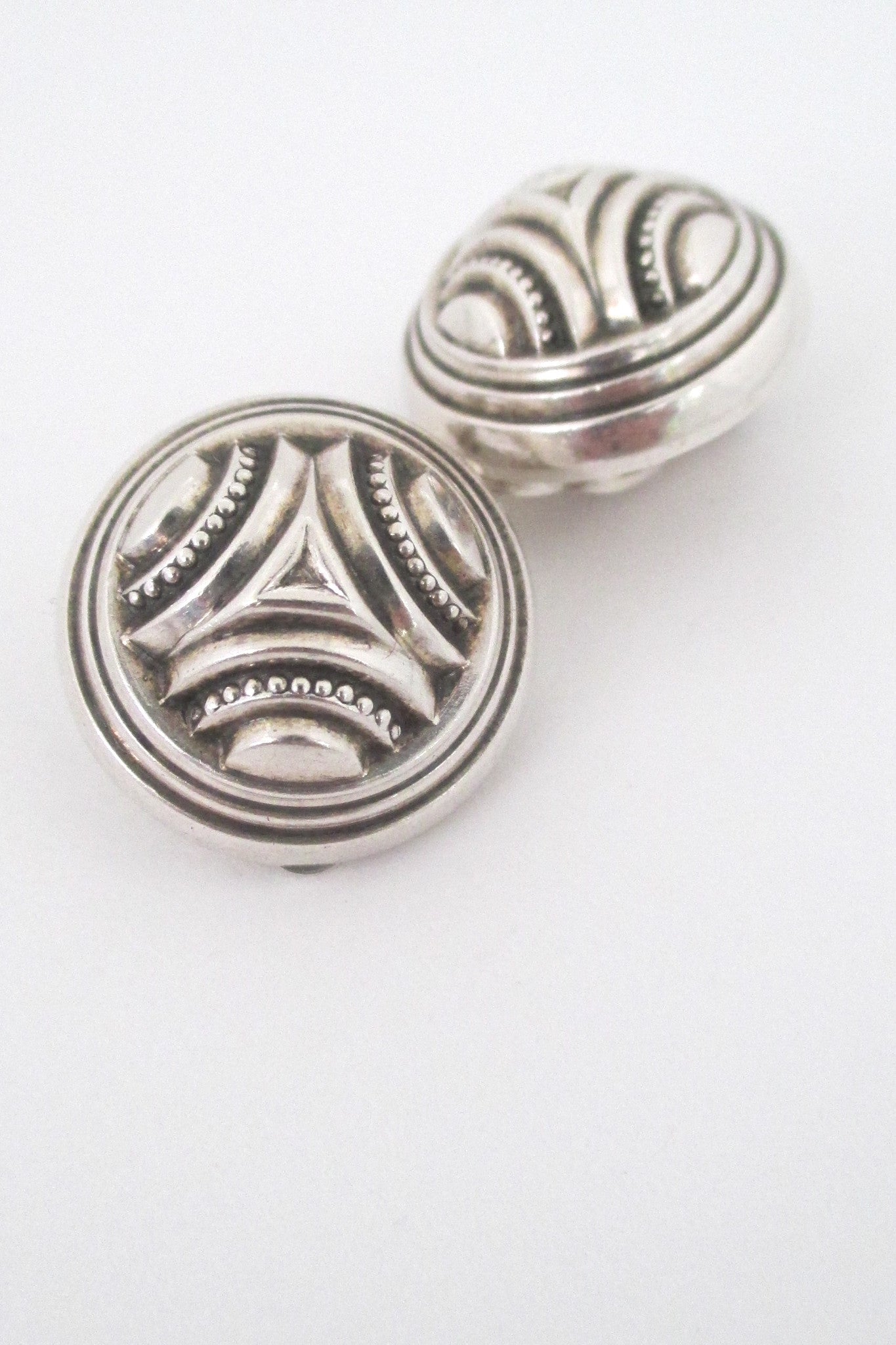 detail Kalevala Koru Finland large vintage sterling silver dome earrings